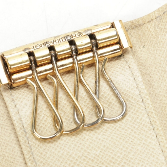 🚫SOLD🚫Damier Azur Canvas

4keyholder - Picture 5 of 8